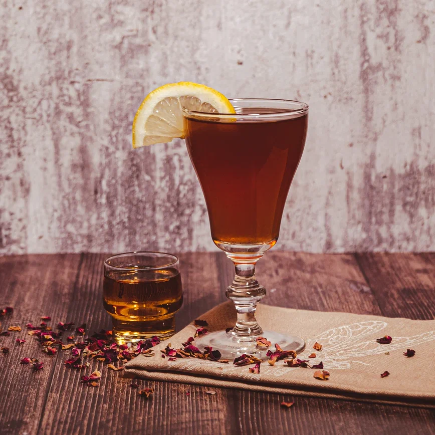 New York coffee with lemon and whiskey